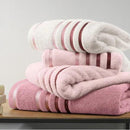 [OUTLET] Kit 15 Toalhas Super Banhão +5 Toalhas de Rosto de Brinde